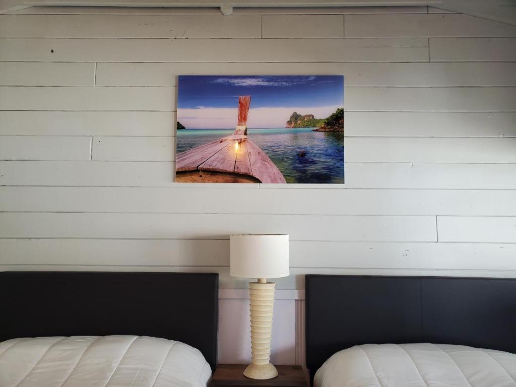 Hollywood Gardens Inn & Suites Екстериор снимка